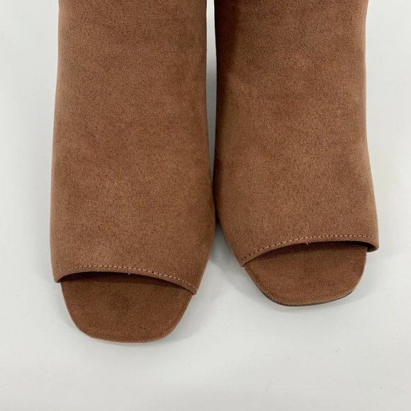 Quipid Booties Mocha Suede Peep Toe Block Heel Vented Textured - Picture 3 of 8